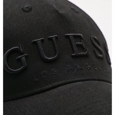 GUESS vyriška kepurė 3
